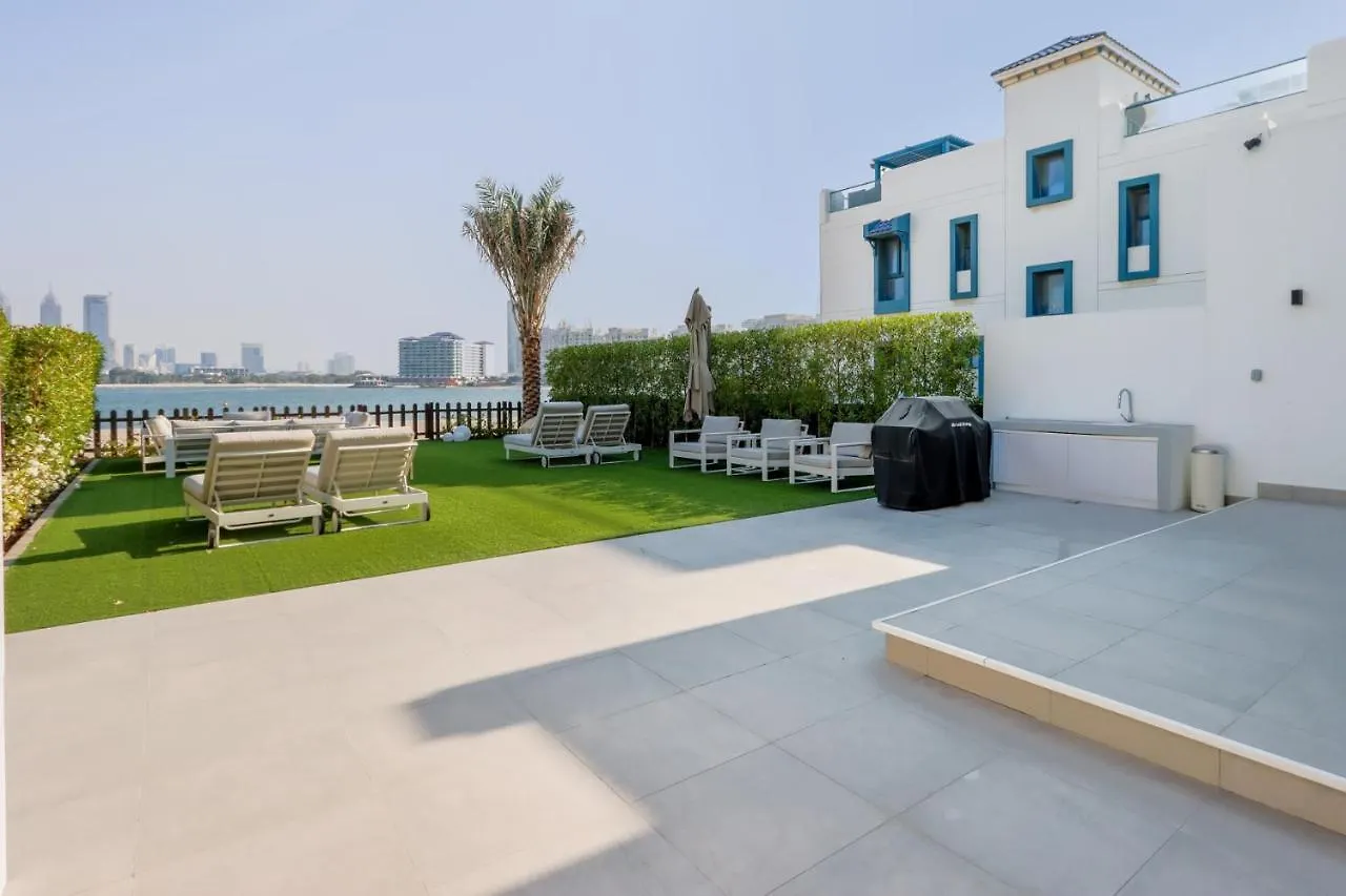 Livbnb - Beachfront 4+1 Villa In Palma Residences Dubai