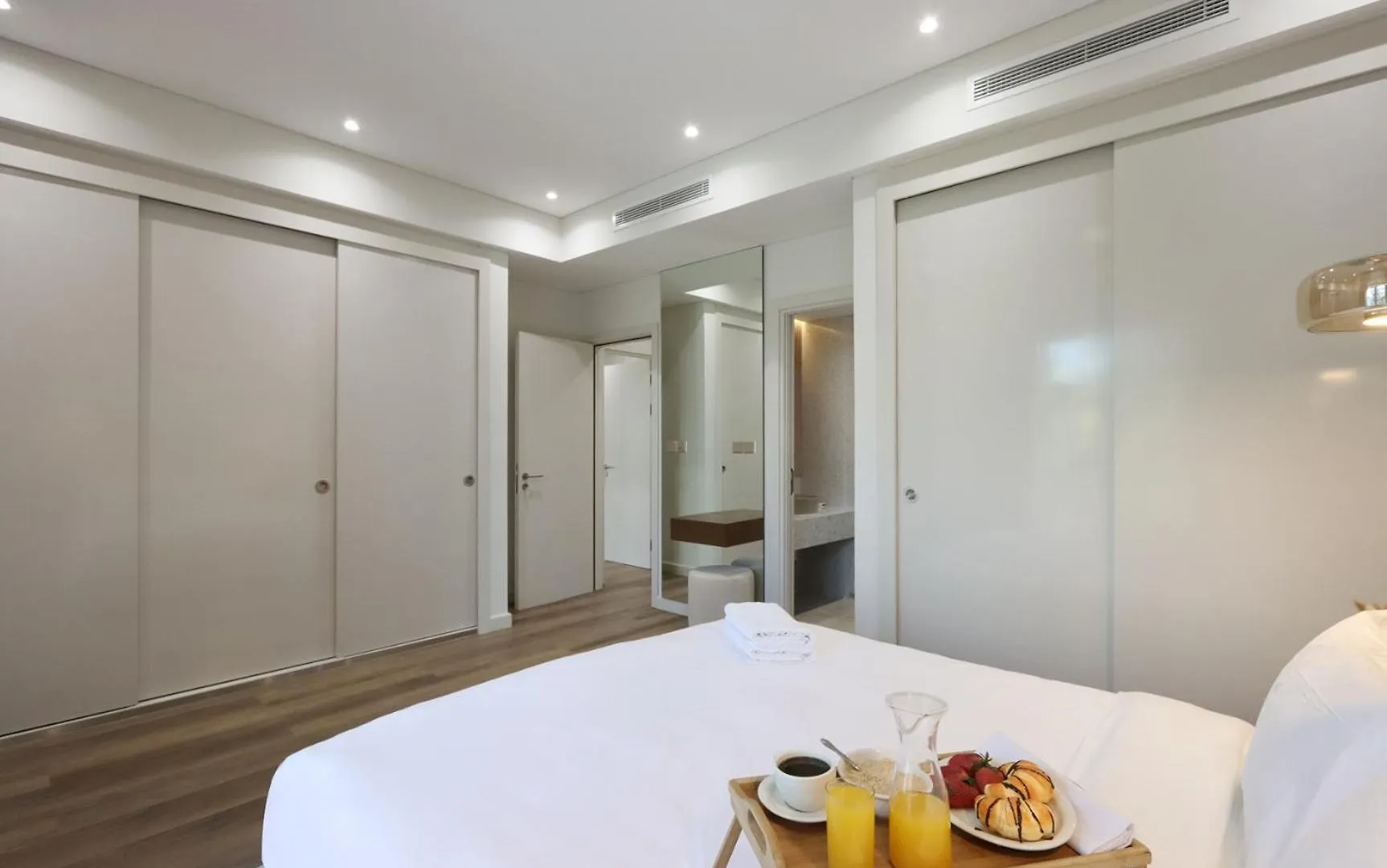 Livbnb - Beachfront 4+1 Villa In Palma Residences Dubai