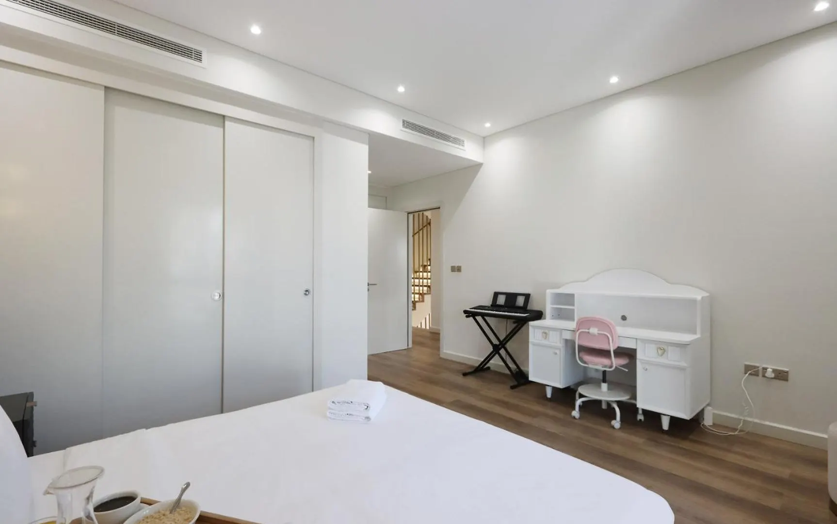 Livbnb - Beachfront 4+1 Villa In Palma Residences Dubai