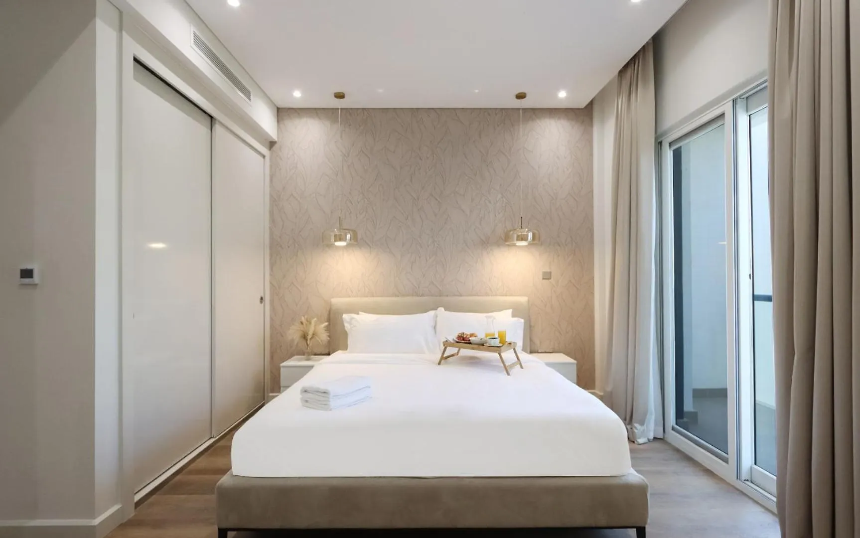 Livbnb - Beachfront 4+1 Villa In Palma Residences Dubai United Arab Emirates