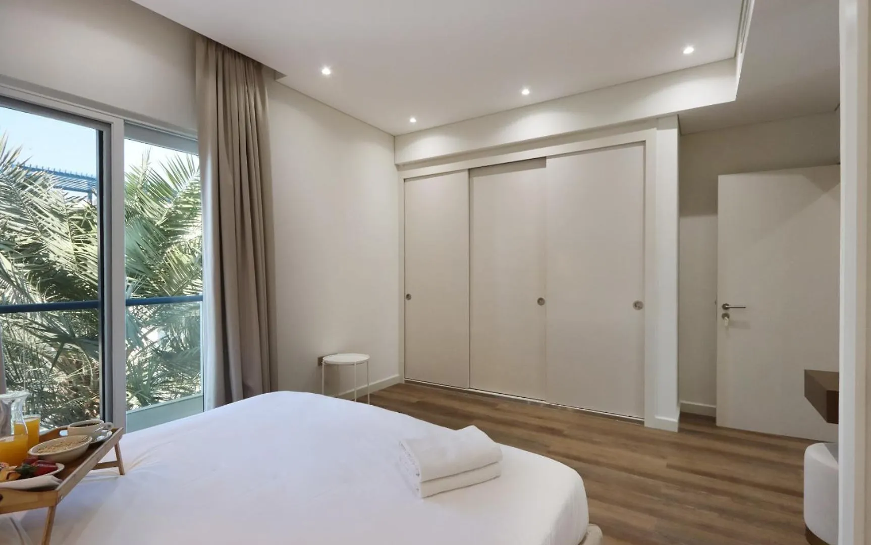 Livbnb - Beachfront 4+1 Villa In Palma Residences Dubai